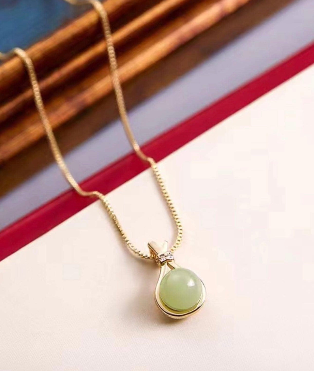 Elegant Teardrop Shaped Lucky Bag Pendant Necklace
